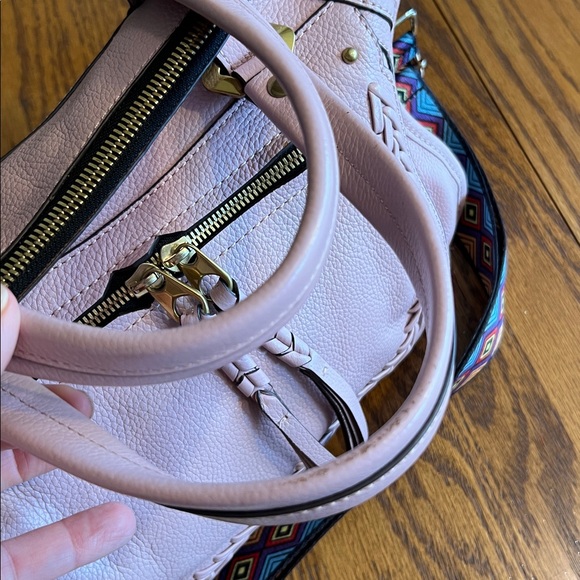 Blush Pink orYANY Women's leather Sarah Handbag Beautiful whipstitch detail EUC - Picture 16 of 16